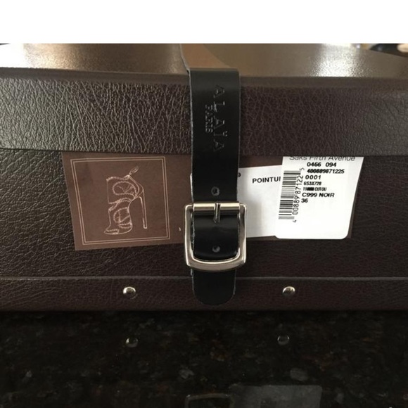 Alaia Paris- Black, size 6
Never worn, stunning! - Picture 6 of 6